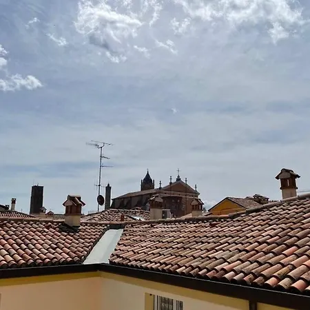 Tuate Rooftop Apartment
