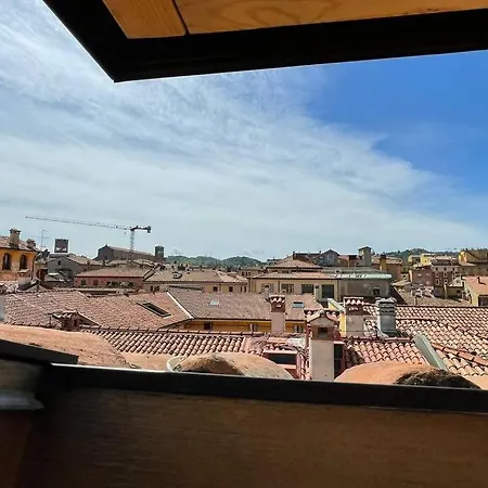 Tuate Rooftop * Bologne